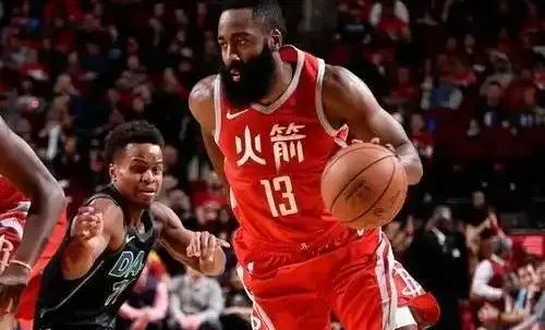 NBA球星哈登是历史上唯一单赛季2000分且助攻转化2000+得分球员！