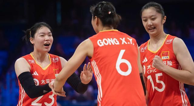 今晚17：00中国女排与泰国热身赛，四“变化”，让人充满期待