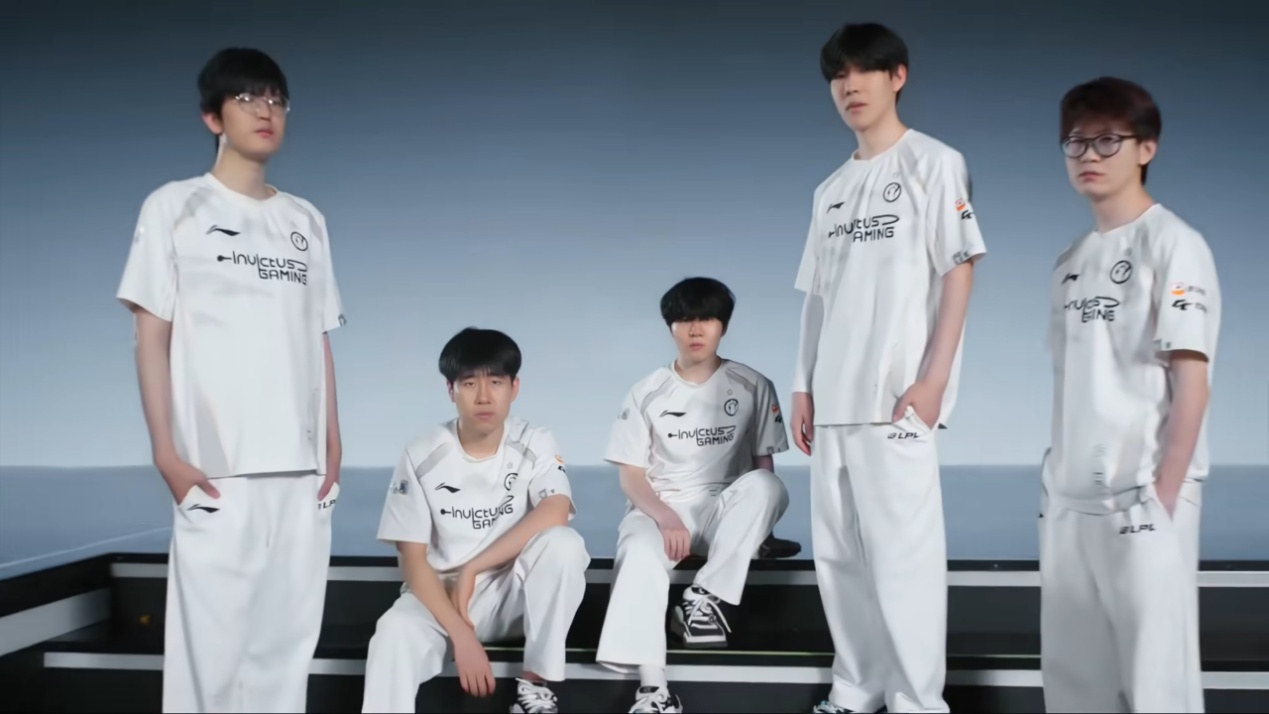TheShy遭恶意攻击IG节奏爆炸，炫神大骂登顶热度榜