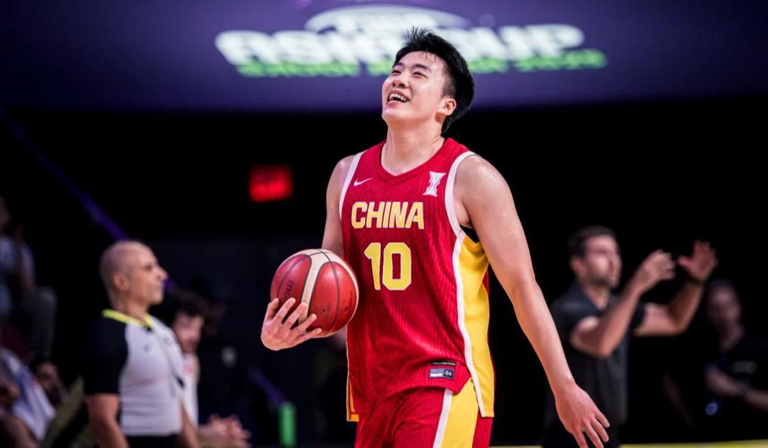 中国男篮离队首人曝光！最可贵不是收获亚军，而是郭士强赛后的发言