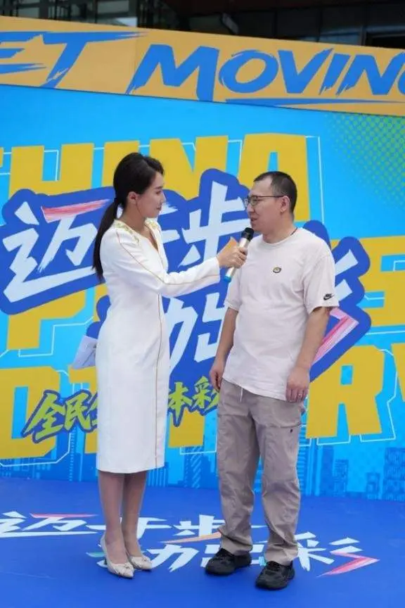 “迈开步 动出彩 - 全民全运 体彩惠民”大型公益推广活动燃爆东坝万达广场