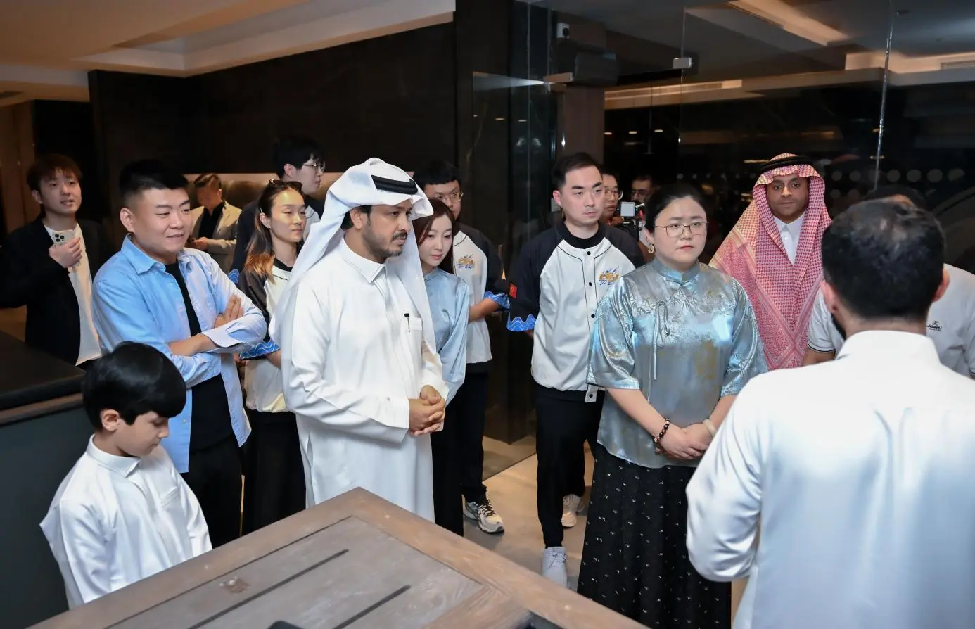 当中国CF战队走进利雅得胜利：EWC前夜的足球豪门之行