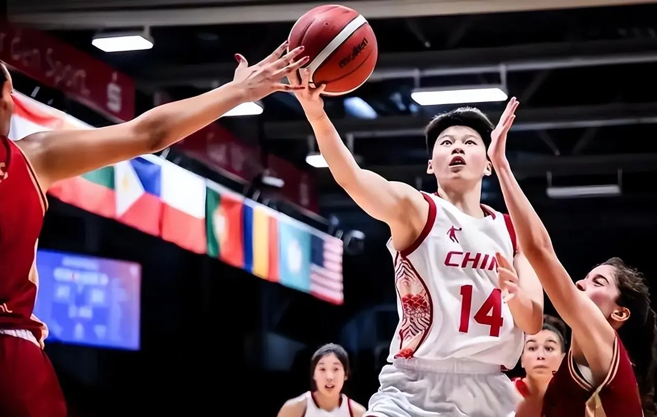 女篮2028奥运人选：3人稳进，2人可惜，中国女“基德”替代李缘