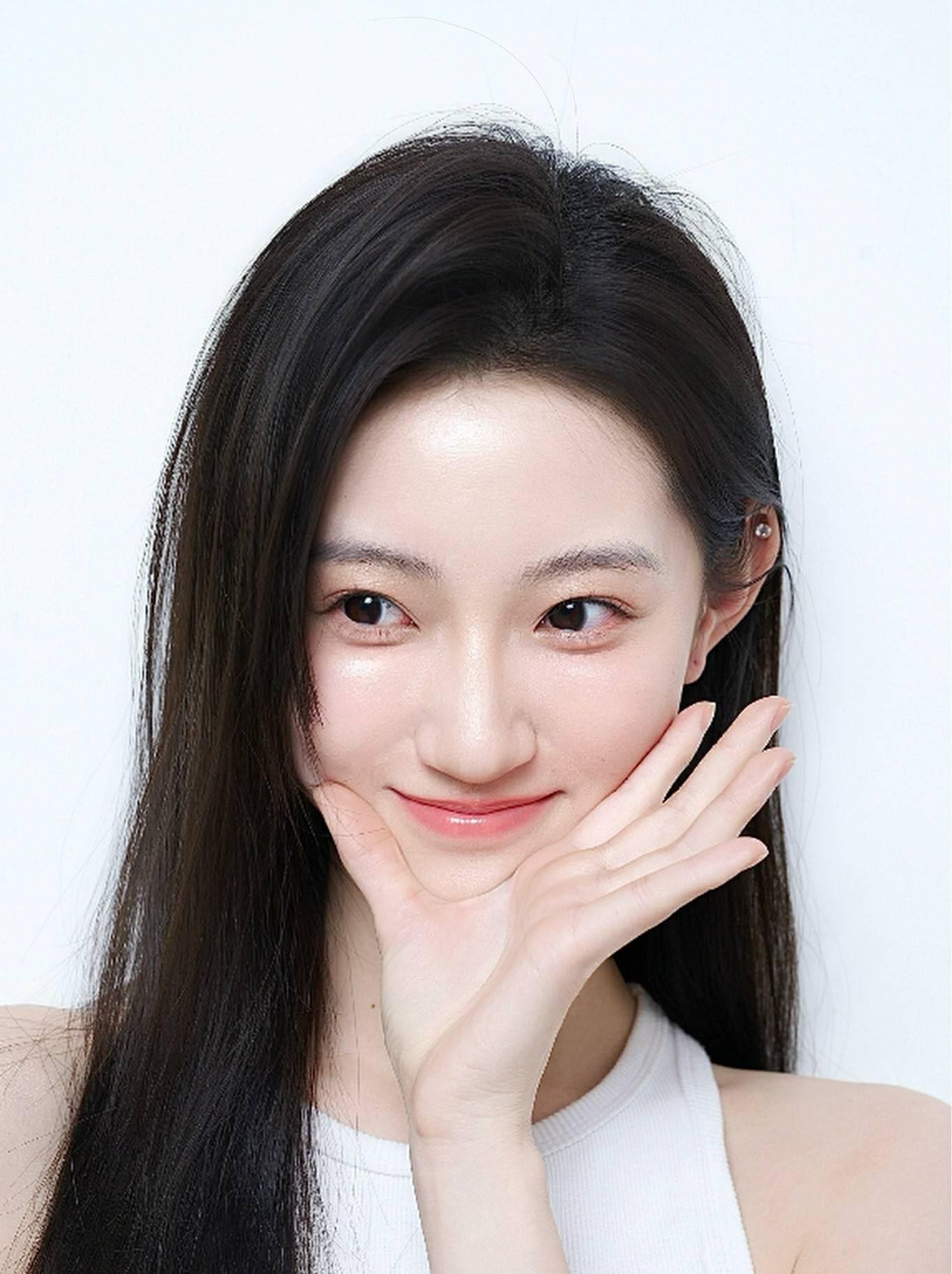 05后上戏校花金天如意横空出世搭档金世佳共塑《模范健身房》人生百态