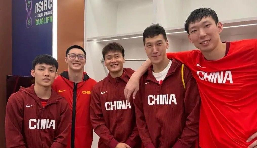 中国男篮世预赛再碰韩国！郭士强谈新选人标准，郭艾伦徐杰难回归