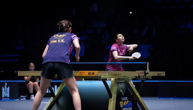 中国女乒大捷！3-0、3-0、3-0、3-1，王曼昱、王艺迪4将晋级冲冠