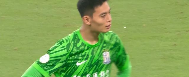 上海申花VS青岛海牛：阿马杜+吴曦坐镇 王牌中场回归 阿苏埃冲锋