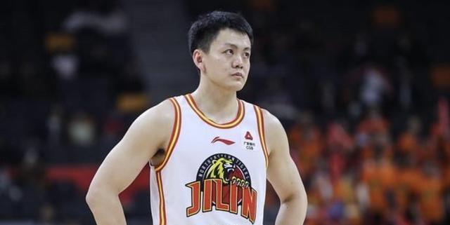 吉林又给辽篮输血！几乎白送CBA詹皇姜宇星，只换来赵率舟+刘雁宇
