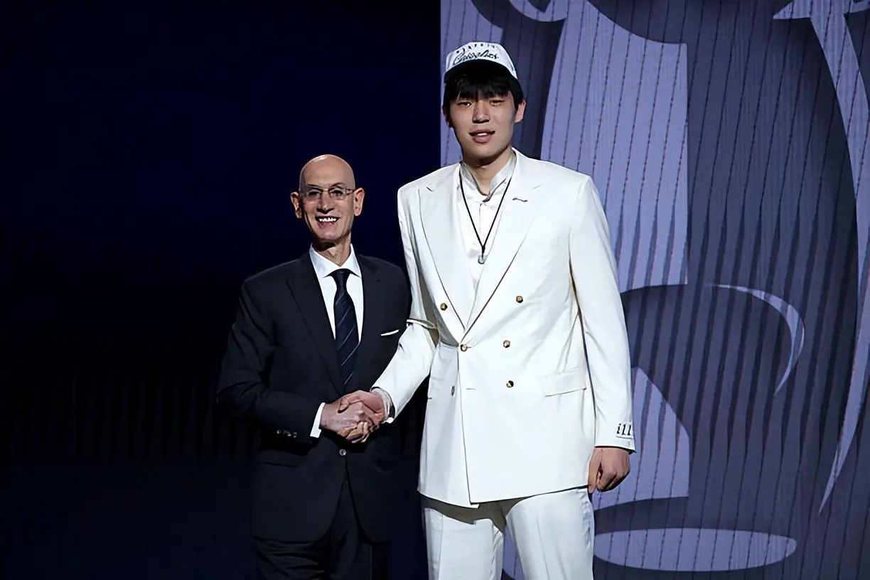 ESPN分析师：杨瀚森已经具备了丰富的技能包，这是很多人所没有的