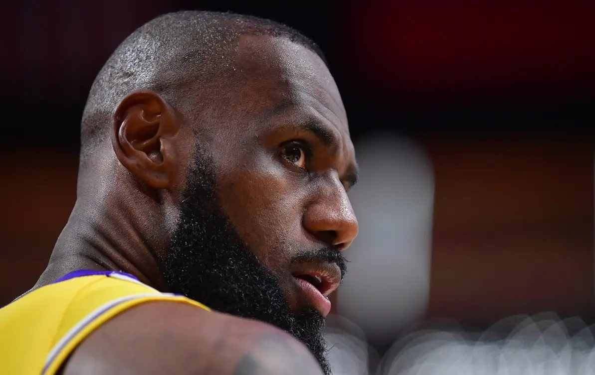专家：詹姆斯是新世纪MVP！关键能力第一、强于科比！