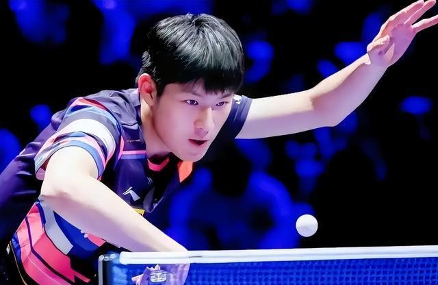 WTT瑞典大满贯：国乒18岁小将首局8-10到13-11，世界冠军开门黑！