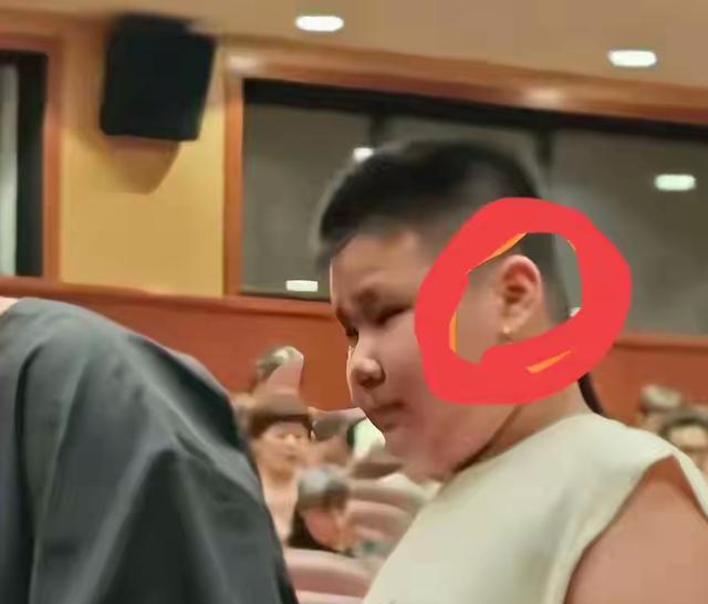 ���¸ٴ��޶������ݳ��������ֵ�û���ӣ�10���������������С��