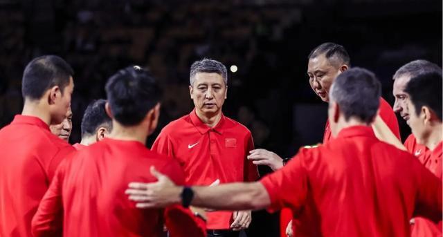中国男篮迎考验！世预赛赛程公布，12人名单大变样，郭士强做承诺