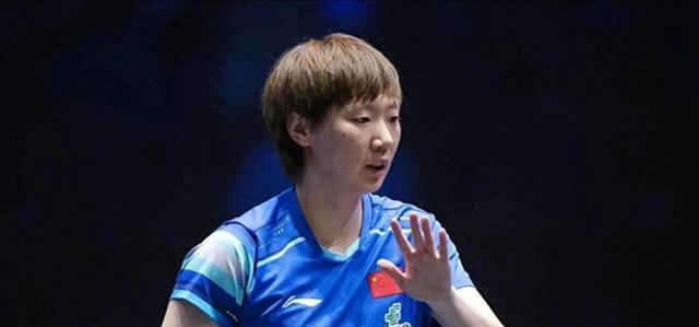 王曼昱3-0击败迪亚兹，对手父女盛赞：王曼昱不可思议！咋回事？