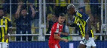 主场0-0！穆帅欧冠附加赛形势：下周做客本菲卡，输球=无缘小组赛