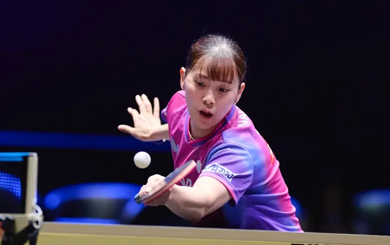 杀手锏拉爆日本美女选手！王曼昱3-2逆风翻盘，静待王艺迪破魔咒