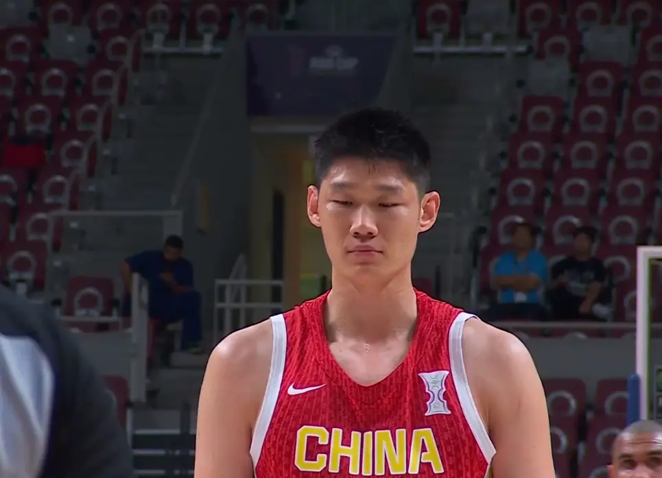 王俊杰为何泪流满面？皆因胡金秋一句话触动了他的心扉