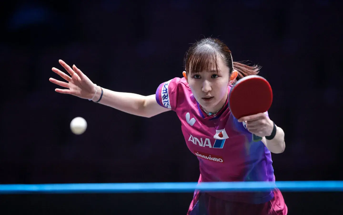 孙颖莎横扫早田希娜，大藤沙月零封朱雨玲，王曼昱和陈熠险胜晋级