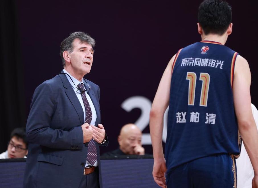 正式确定！同曦签下2米06空间型大外援，能否率队再进季后赛