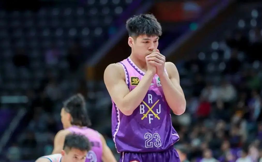 五方交易！广东送出徐昕，杜锋想要郭艾伦队友，北控追逐辽篮后卫