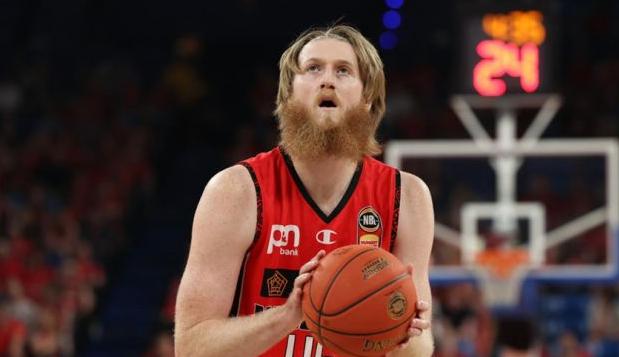 正式确定！同曦签下2米06空间型大外援，能否率队再进季后赛