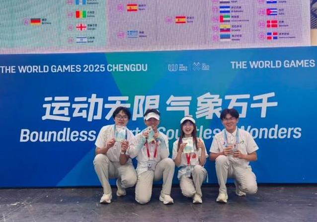 130个小青椒忙不停，世运会场内外，他们凭啥圈粉无数？