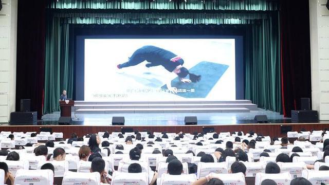 2025年全国小排球锦标赛暨青少年夏令营（东北区）在沈阳举办