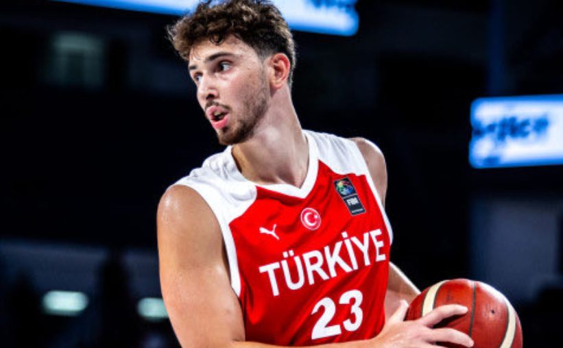 欧锦赛热身赛汇总：东契奇减重后首秀19+5+3 马尔卡宁狂轰48分