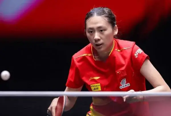 3-2爆冷！陈熠大逆转王曼昱进8强，赢孙颖莎非偶然，赛后透露原因