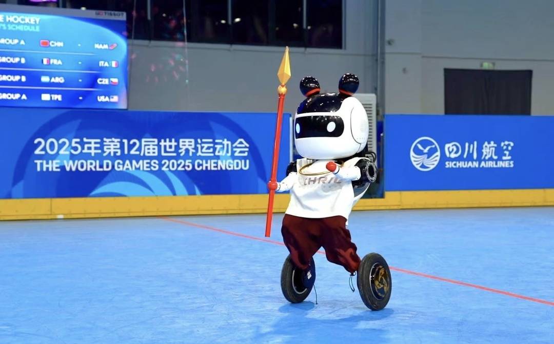 世界级赛场首秀！“拿抓”机器人闪现成都世运场馆