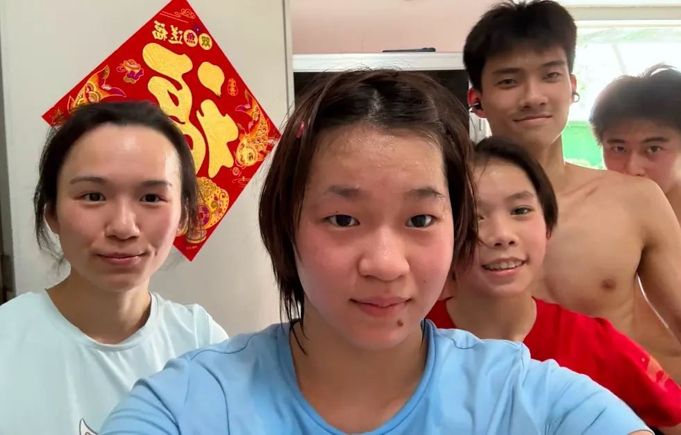 瘦了！全红婵晒近照，周末仍汗流浃背训练，备战全运太拼了