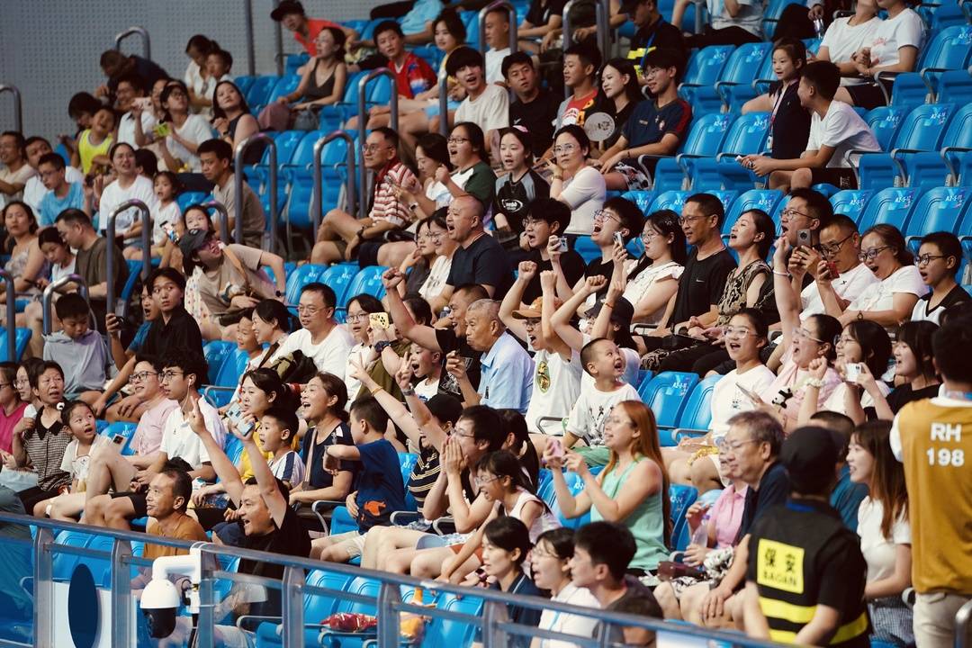 又美又能打！龚莉夺得成都世运会空手道女子组手61公斤级金牌