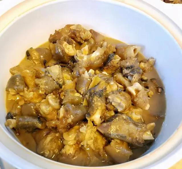 羊蹄软糯酱香浓，简单3步做干锅，家宴必学绝活菜