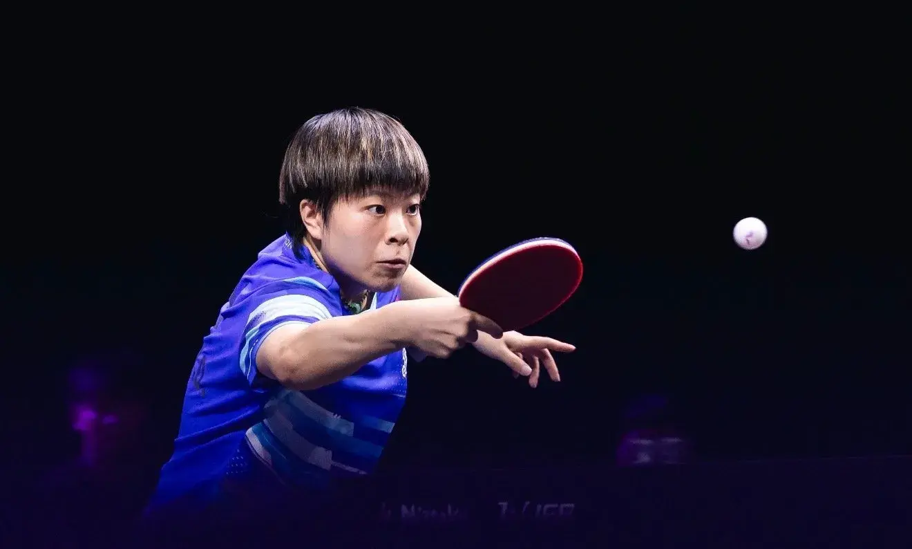 王艺迪3比0横扫刘杨子，和队友陈熠会师，争夺半决赛门票
