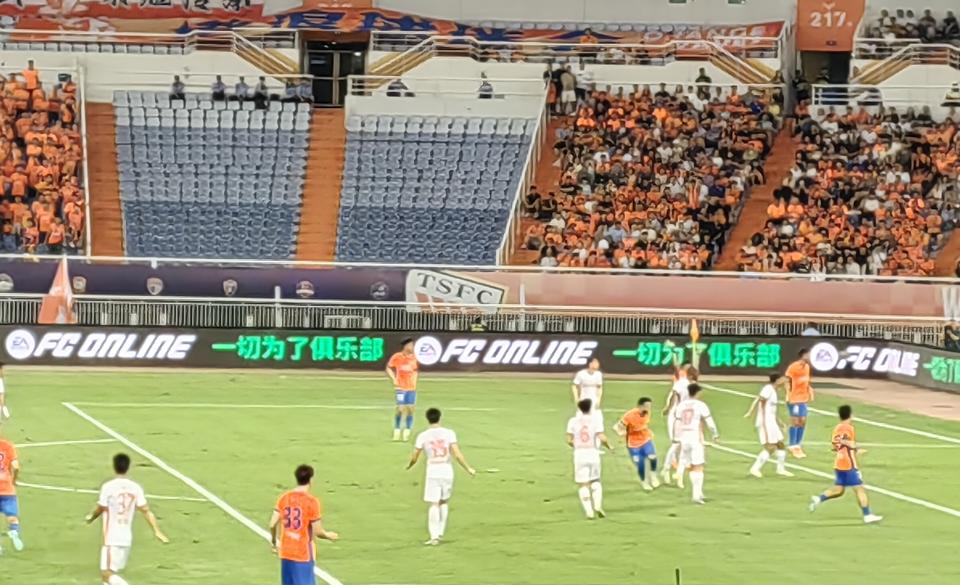半场战报|又是瓦科进球！泰山暂以1：0领先长春队