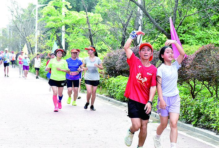 “八万玉工回家乡”欢乐跑开跑