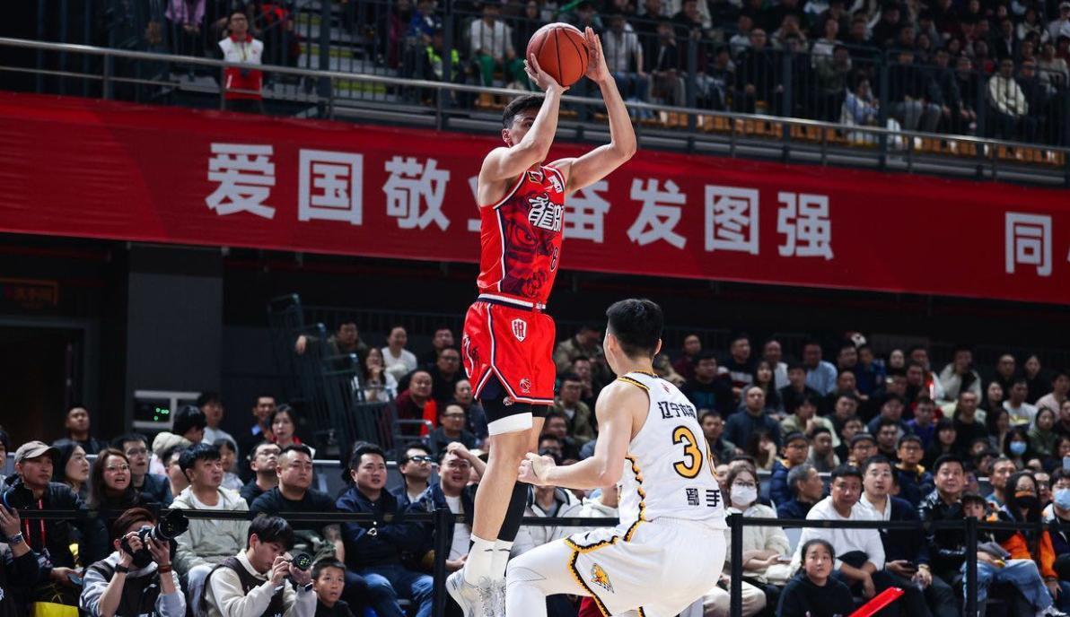 CBA重磅交易达成！于米提永久转会至山西，潘江升级冲冠阵容