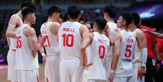 坚持3点并改进2点 中国男篮必定打进亚洲杯决赛 郭士强功不可没！