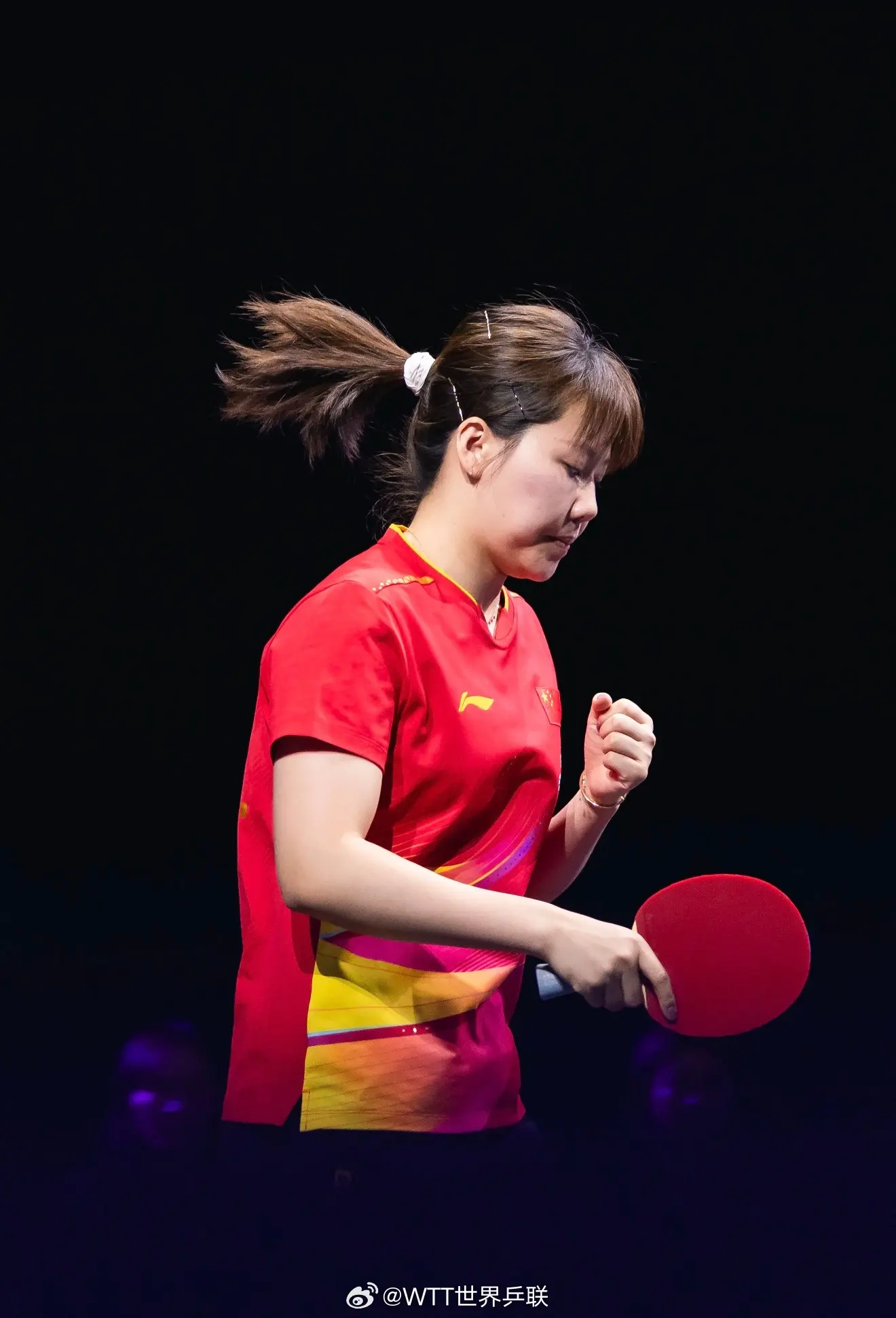 孙颖莎连胜日本选手！国乒提前锁定女单冠军，王楚钦成男单独苗