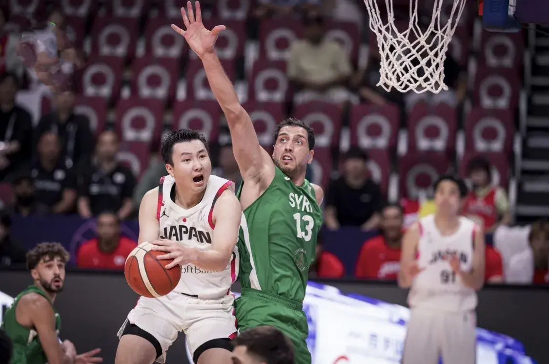 102:63！日本男篮大胜，半决赛选新西兰，中国男篮潜在对手定一席