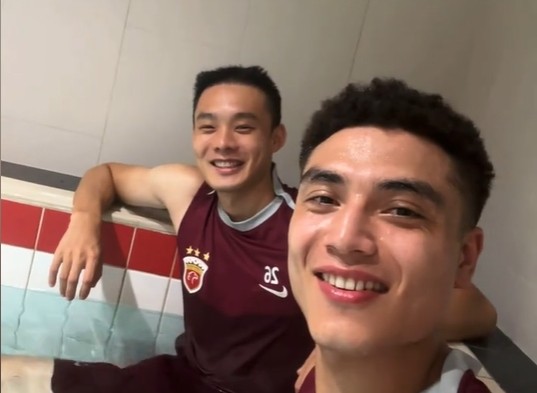 刘若钒：不容易的3分，俱乐部上下团结一致每分钟都拼尽全力