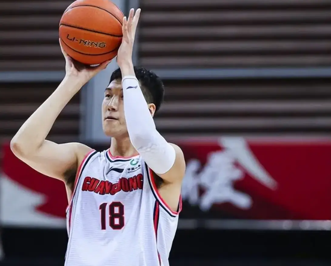 广东夏联86: 88新疆 球员评价：3人满分，3人及格，3人低迷