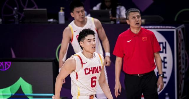 中国男篮晋级8强！2人表现满分，3人最差，郭帅培养出NBA级后卫