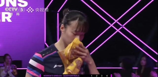 4-0横扫！国乒新星碾压蒯曼，晋级四强，新生代竞争格局突变