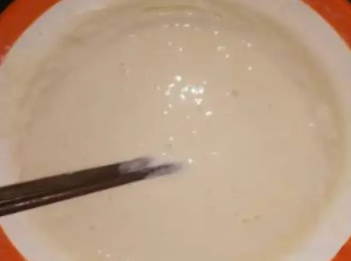 糯米粉别只会做汤圆，它还可以做鸡蛋饼！一搅一煎就上桌，特简单