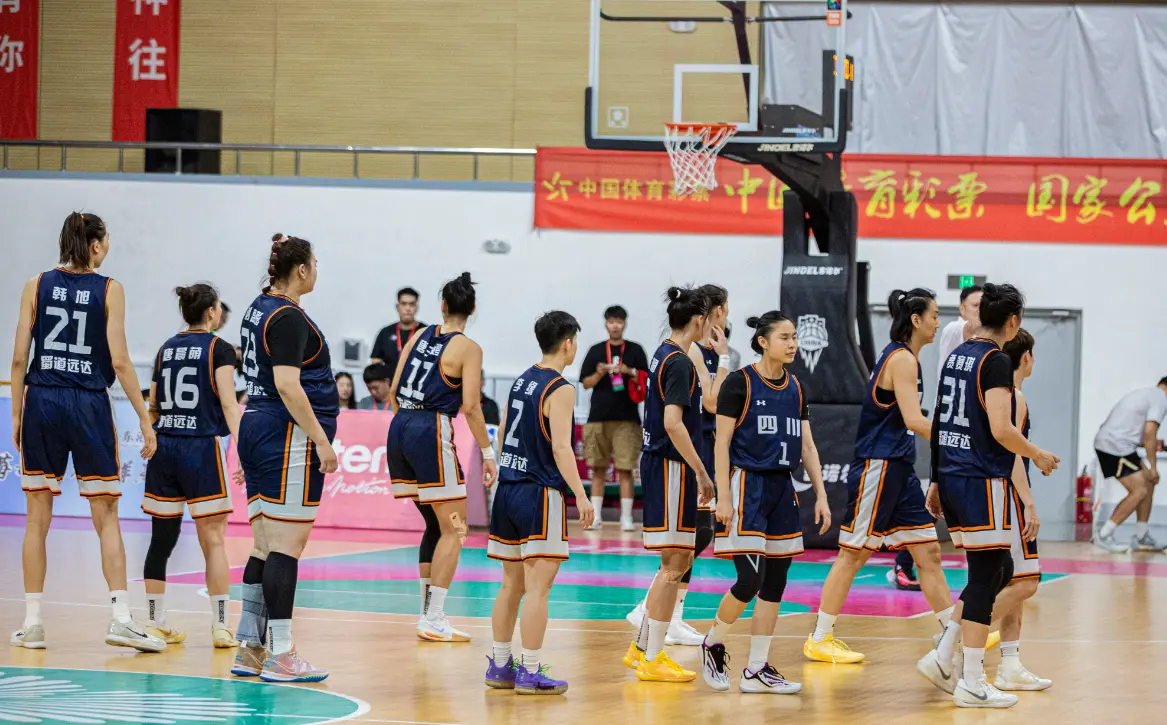 狂胜对手109分！四川女篮是打了宫鲁鸣的脸还是WCBA的脸？