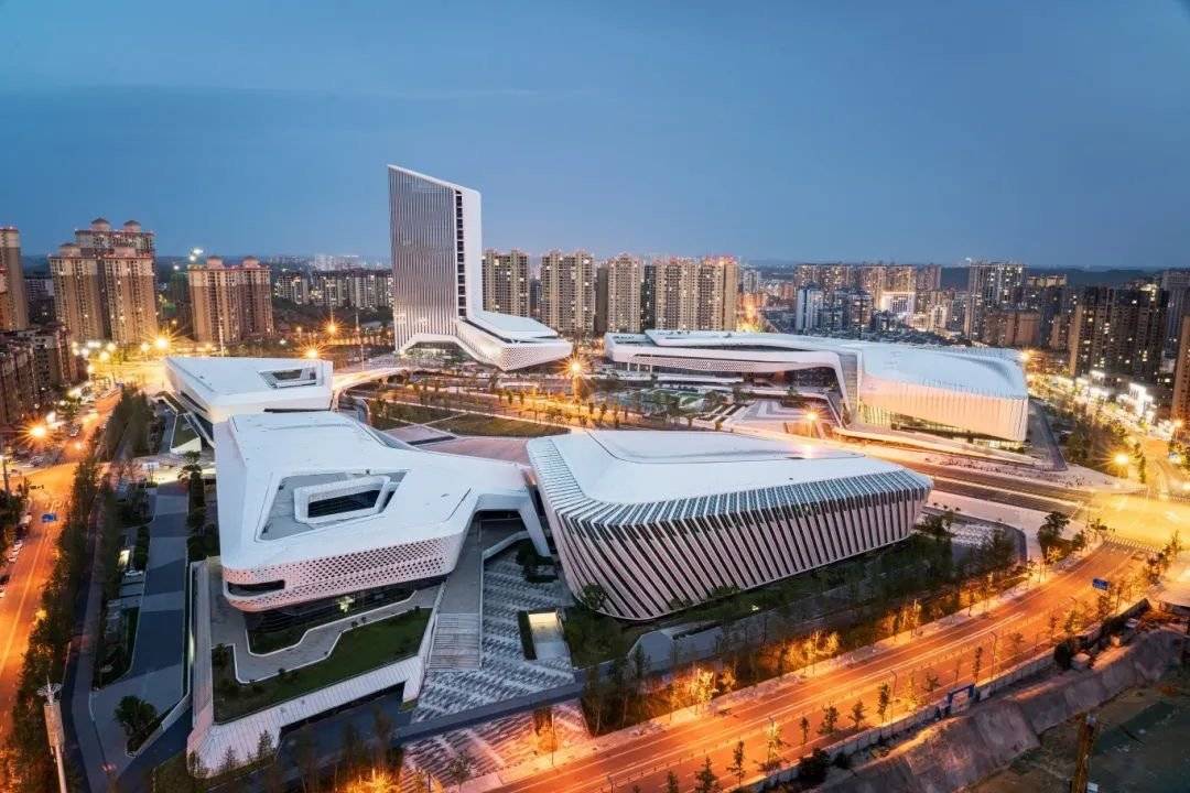 智慧体育仓+简阳农民画展 成都世运会简阳赛区观众休息区延伸观赛体验