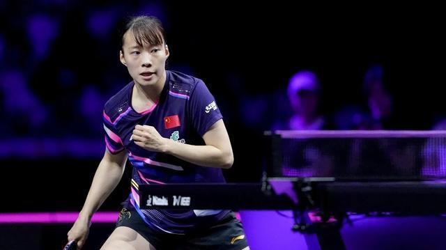 WTT横滨赛：国乒包揽女单冠亚军，孙颖莎连扳四局，逆转石洵瑶晋级