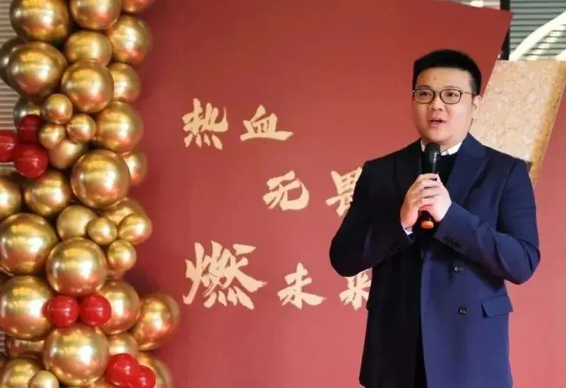 成都世界运动会泰拳女子60公斤级比赛夺冠，这位选手来自杭州一家俱乐部