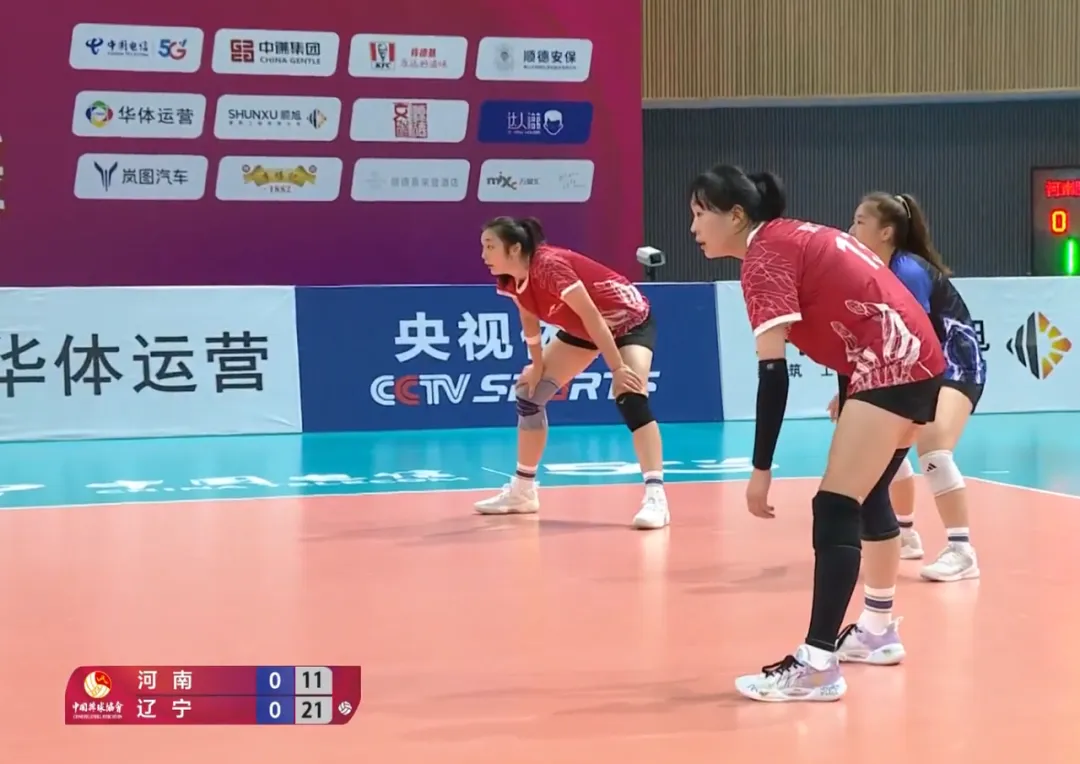 25-12！丁霞率队出战全锦赛 轻取朱婷母队 孙小轩16分